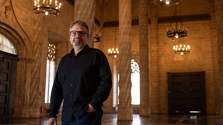 Página Dos - 'La Lonja de la Seda', de Juan Francisco Ferrándiz
