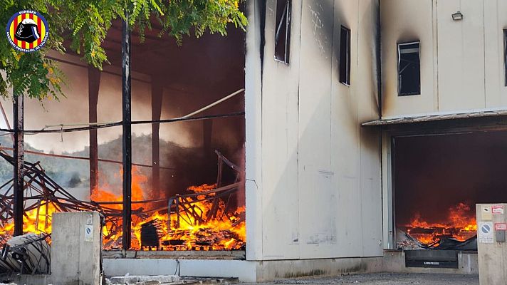 Mañaneros 360 - Incendio tóxico en Xàtiva
