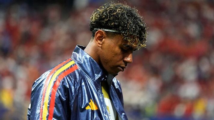 Teledeporte - Las ‘chaquetas de himno’, así combate el calor la selección española