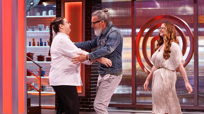 MasterChef - Chusco llega a MasterChef 14 para apoyar a Annie