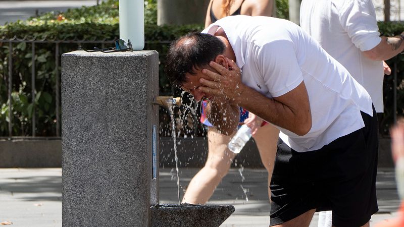 El termómetro sigue subiendo en esta ola de calor | Ver