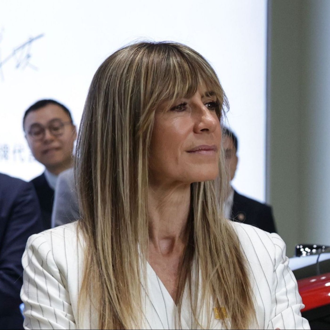 El Gobierno cree que Peinado "no tiene límites" y los socios le acusan de "hacer política" - Diario 24 | Ver