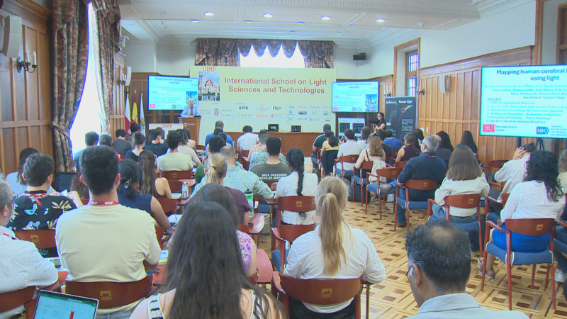 Arrancan los cursos de verano de la UIMP - TeleCantabria | Ver