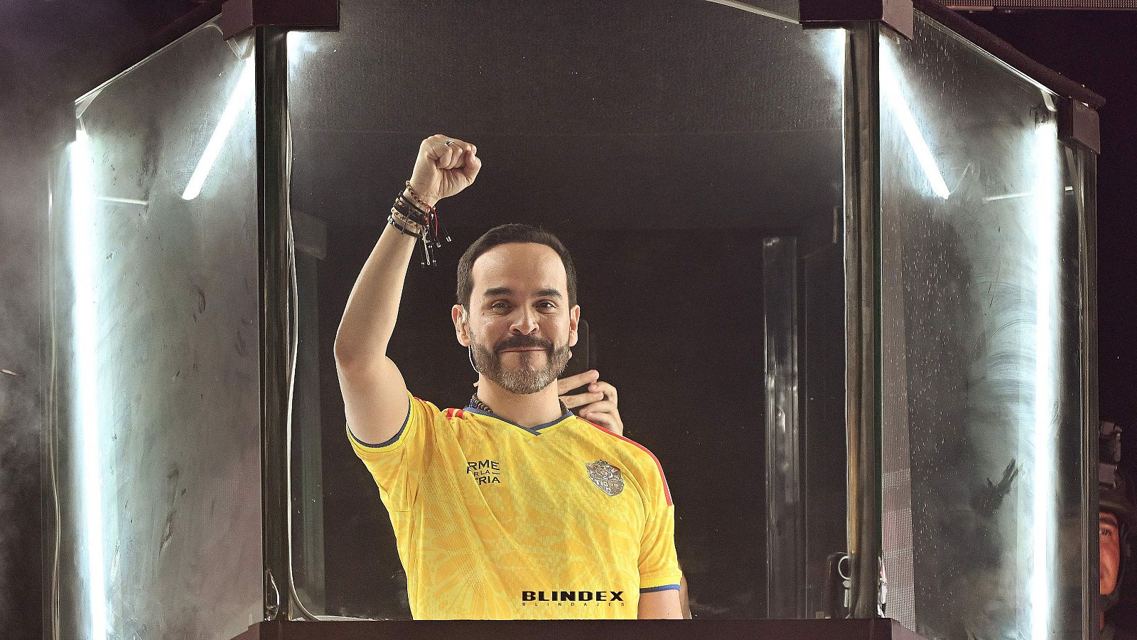 Victoria ajustada del ultra Abelardo de la Espriella en Colombia | Ver