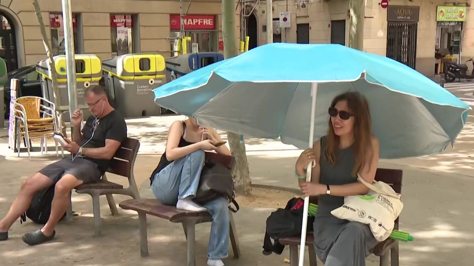 L’onada de calor toca sostre amb risc molt alt d’incendi a 23 comarques - L'Informatiu | Veure