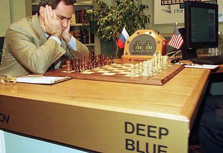 Deep Blue vs. Kasparov: la partida de ajedrez que despert� el miedo y la fascinaci�n por la IA