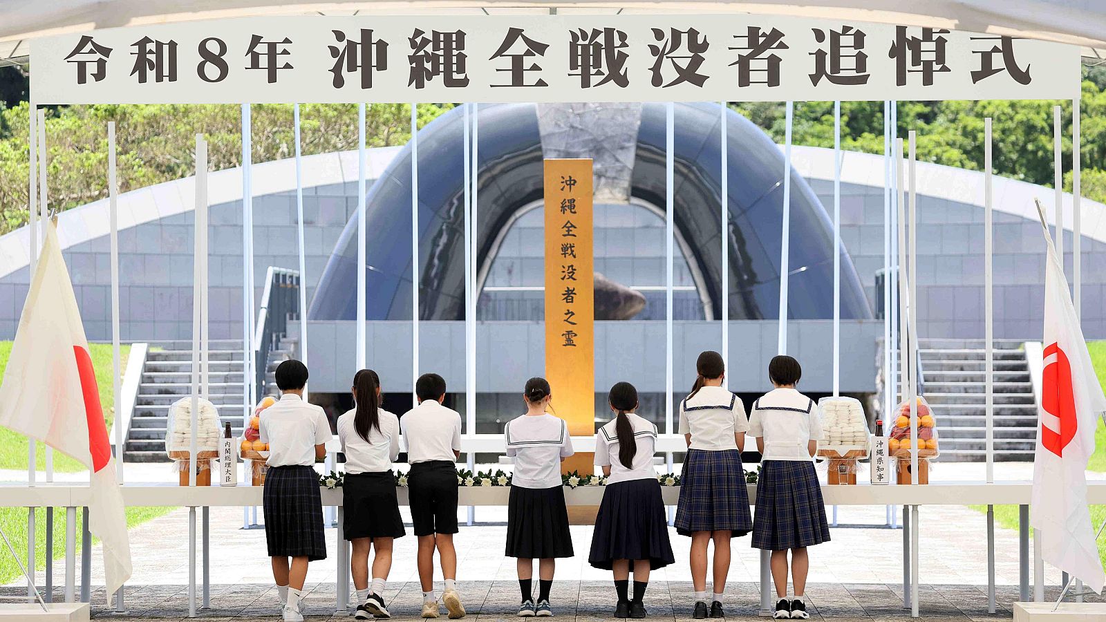 Familias de soldados vasco-americanos caídos en Okinawa los homenajean en Japón | RTVE Play - Ver ahora