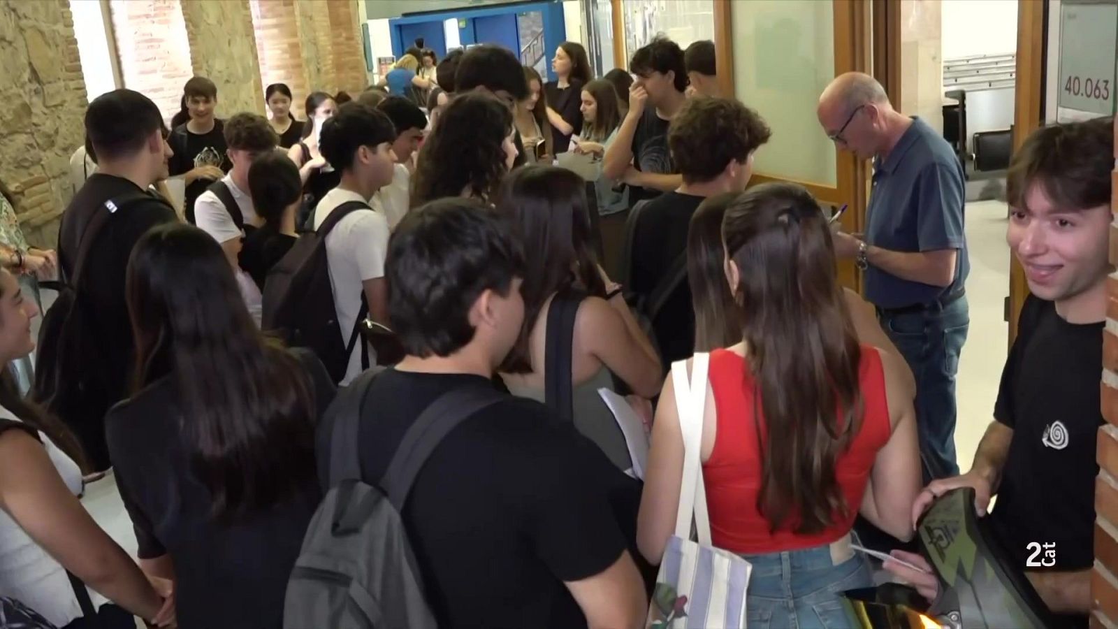 PAU 2026: alta aprovació i suspens en Matemàtiques - L'Informatiu | Veure