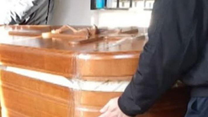 Directo al grano - Una familia denuncia que  que la funeraria no tiene ataúdes XL