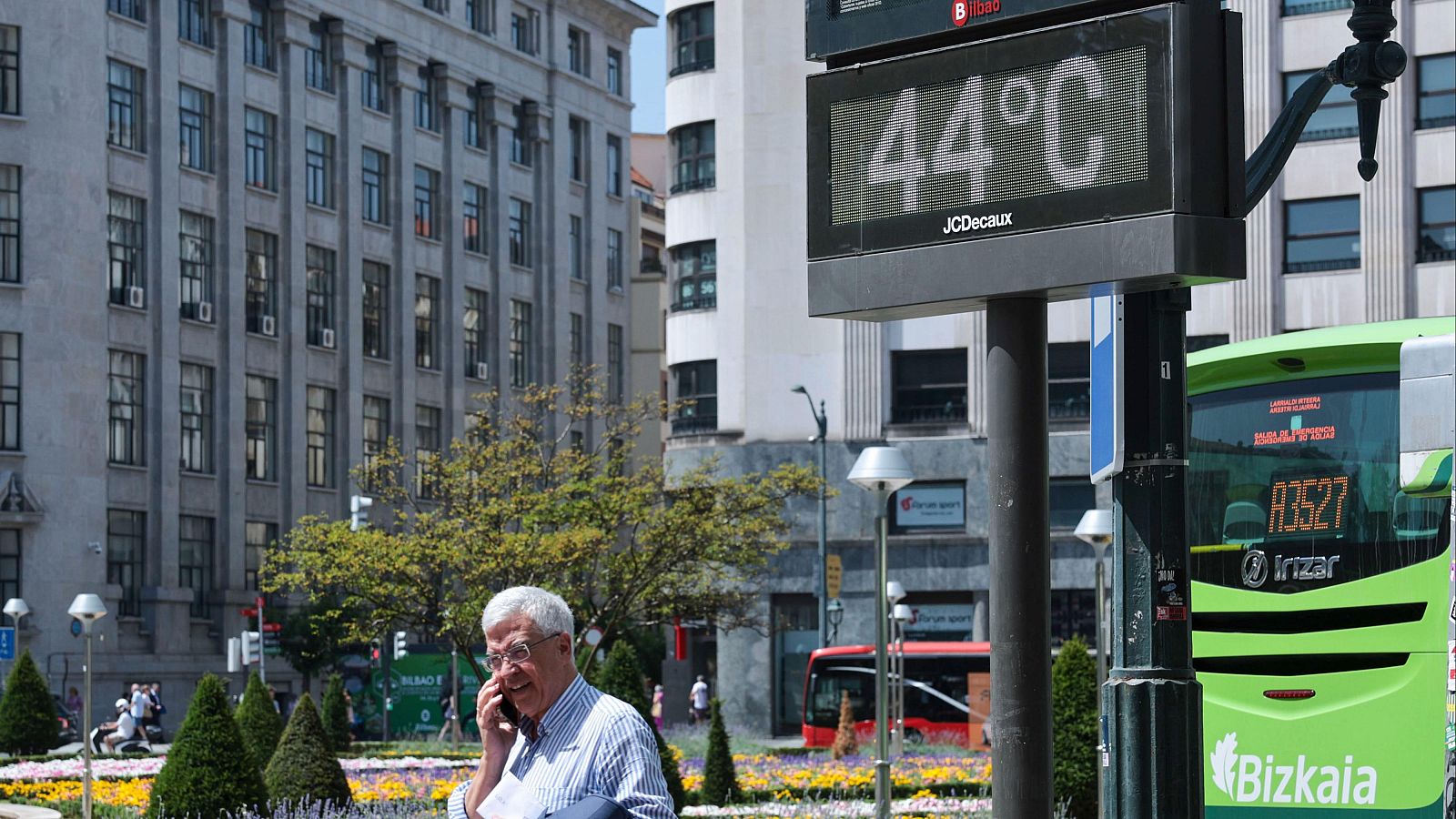 Más de 100 muertos desde el domingo por la ola de calor en España | Ver