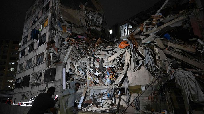 Telediario Matinal - Dos fuertes terremotos de magnitud 7,2 y 7,5 sacuden Venezuela