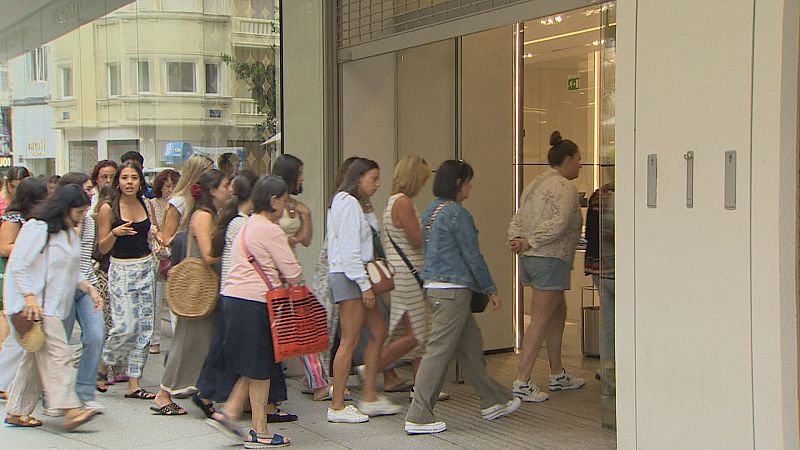 Cada cántabro gastará, de media, 110 euros en las rebajas - TeleCantabria | Ver