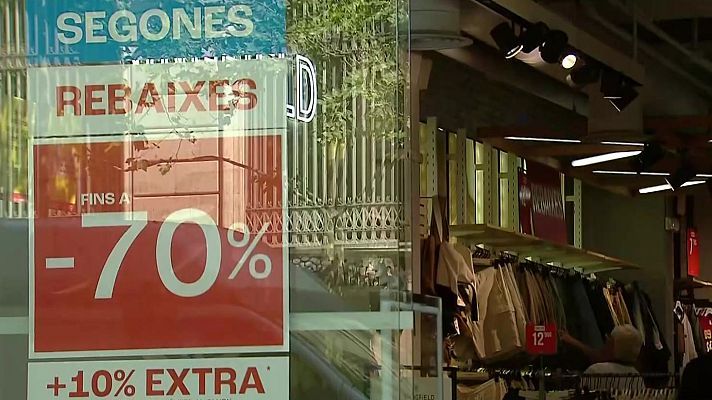L'Informatiu - Les rebaixes d'estiu arriben amb descomptes de fins al 70%