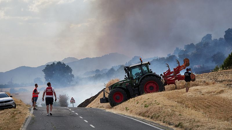 Navarra restringe actividades agrícolas por los incendios - Telenavarra | Ver