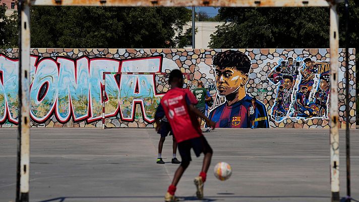 Teledeporte - Así se vive el Mundial en Rocafonda, el barrio donde creció Lamine Yamal