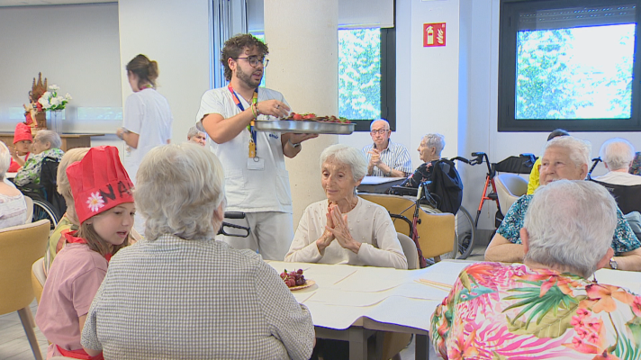 Telenavarra - 'De acampada con mis abuelos', un campamento intergeneracional