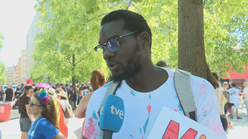 Decenas de personas, en el orgullo gay - Telenavarra | Ver