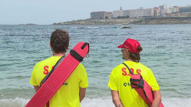 Os socorristas piden máis medios de vixilancia e persoal - Telexornal - Galicia | Vexa