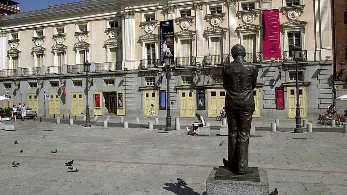 Telediario 2 - La compañía Nao d'amores estrena la obra de Valle-Inclán que critica el reinado de Isabel II en el Teatro Español