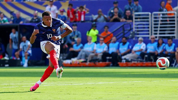 Fútbol - Ocasión de Kylian Mbappé en el partido Francia - Suecia | Mundial 2026