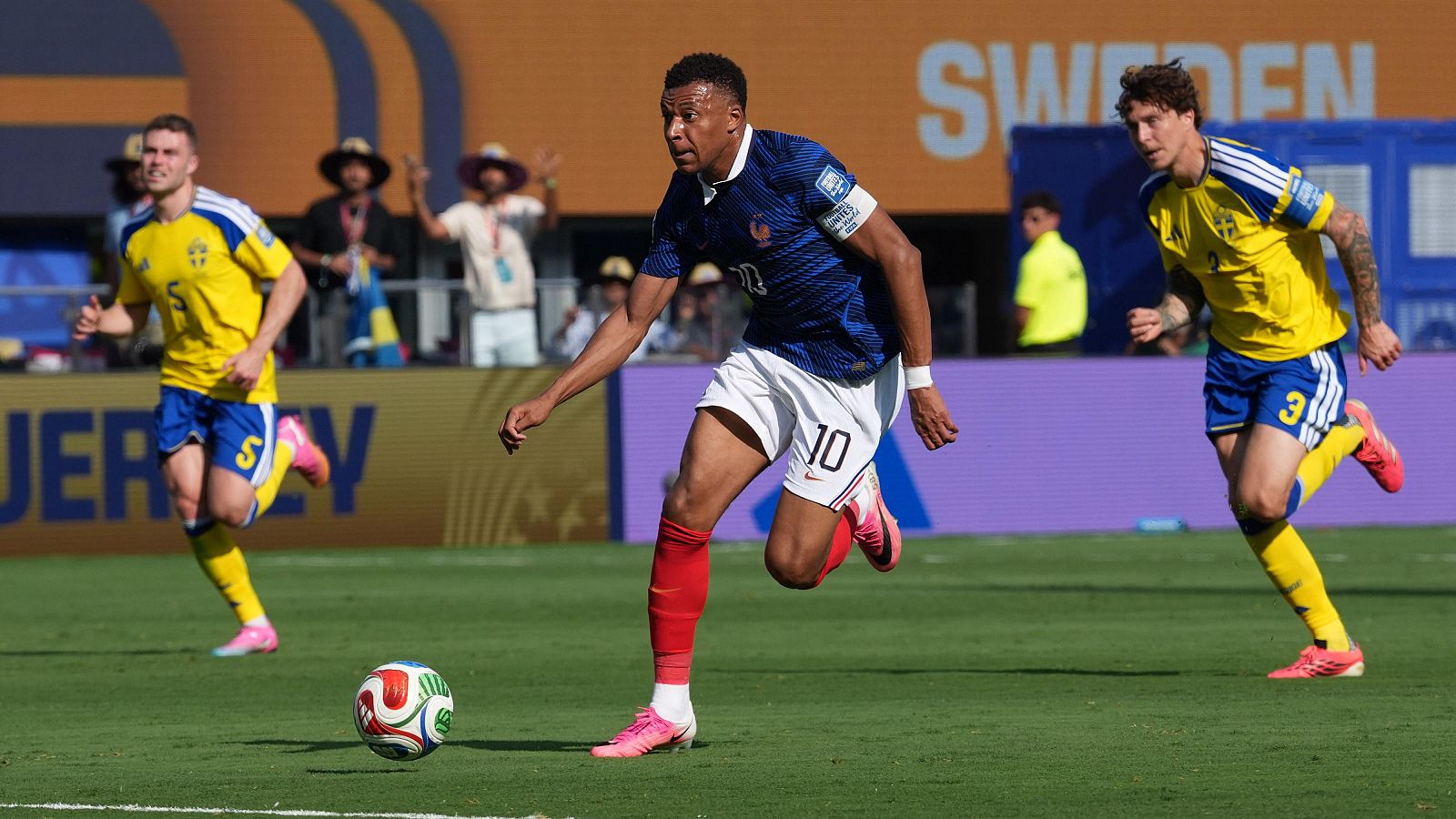 Gol anulado a Kyilian Mbappé  en el minuto 20 del Francia - Suecia (0-0) | Mundial 2026 | Ver vídeo