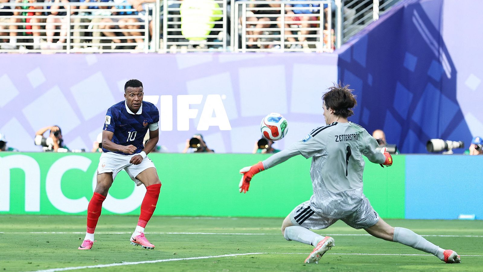 Gol de Kyilian Mbappé en el minuto 73 del Francia - Suecia (3-0) | Mundial 2026 | Ver vídeo
