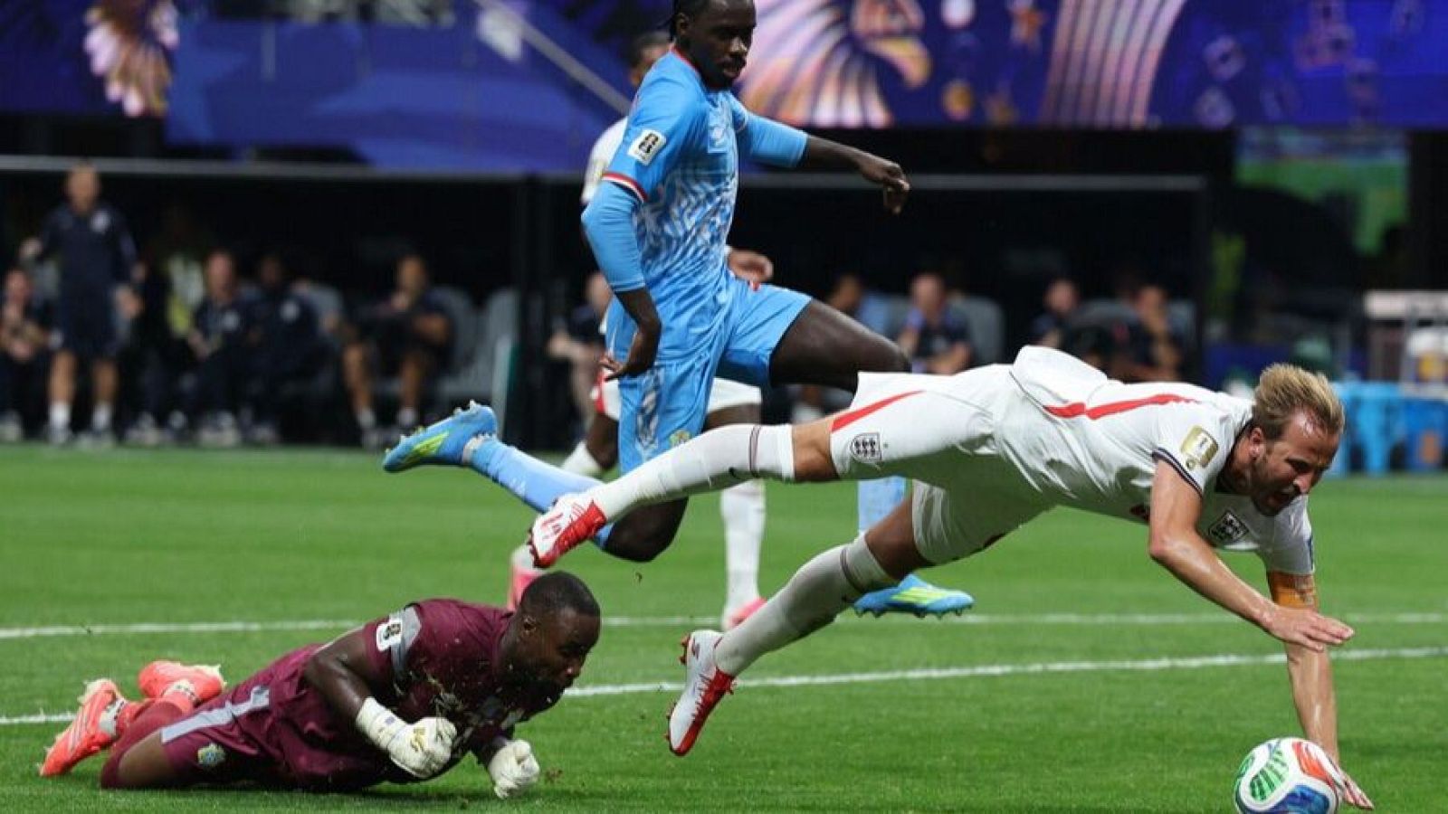 Posible penalti sobre Harry Kane en el minuto 42 del Inglaterra - RD Congo (0-1) | Mundial 2026 Posible penalti sobre Harry Kane en el minuto 42 del Inglaterra - RD Congo (0-1) | Mundial 2026 | Ver vídeo