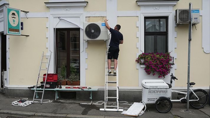 Telediario 2 - Europa se prepara para convivir con un calor extremo al que no está acostumbrada