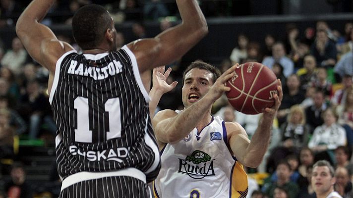 Baloncesto en RTVE - Uxué Bilbao Basket 87-81 Blancos de Rueda