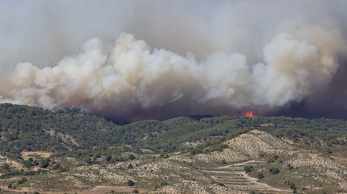 Informativo 24h - Los incendios de Leciñena y La Fueva continúan activos con 40 personas desalojadas