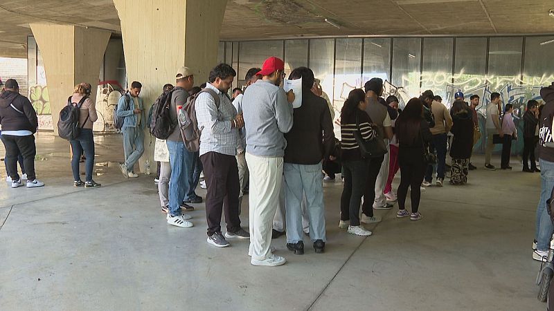 La regularització supera totes les previsions: 34.000 sol·licituds a les Illes