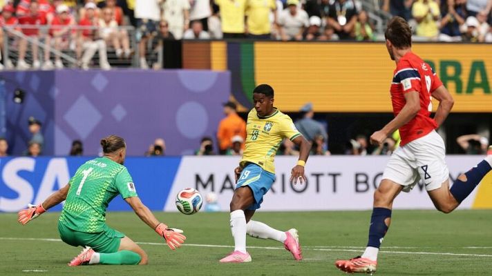 Ocasión de Endrick en el minuto 59 del Brasil - Noruega (0-0) | Mundial 2026 | Ver vídeo