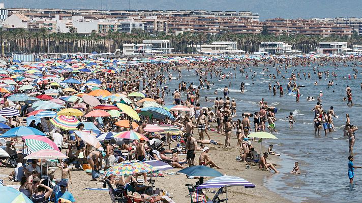Noticias Murcia - Primer fin de semana de julio con lleno en las playas y también en bares y restaurantes