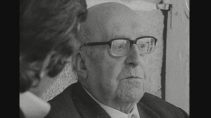 Telexornal - Galicia - Otero Pedrayo, no 50 aniversario do seu falecemento