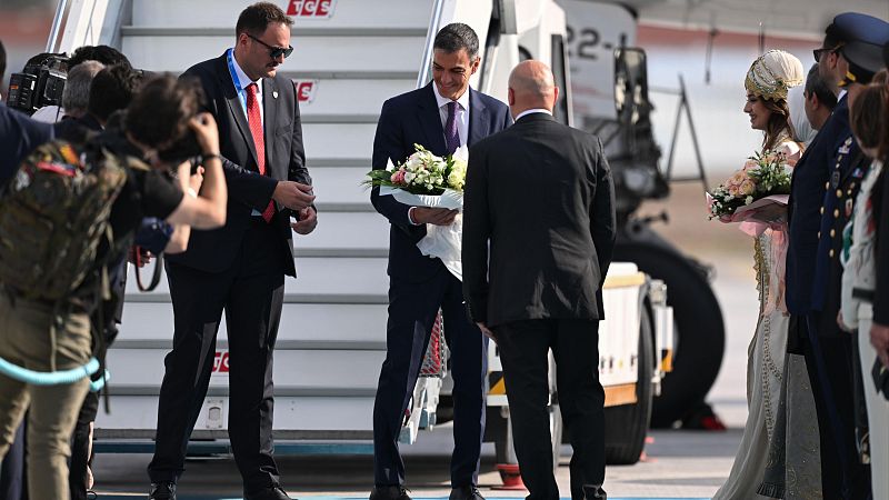 La ausencia de Gómez en la cumbre se ha hecho evidente por un error en el protocolo turco, que tenía preparado un ramo de flores preparado para ella