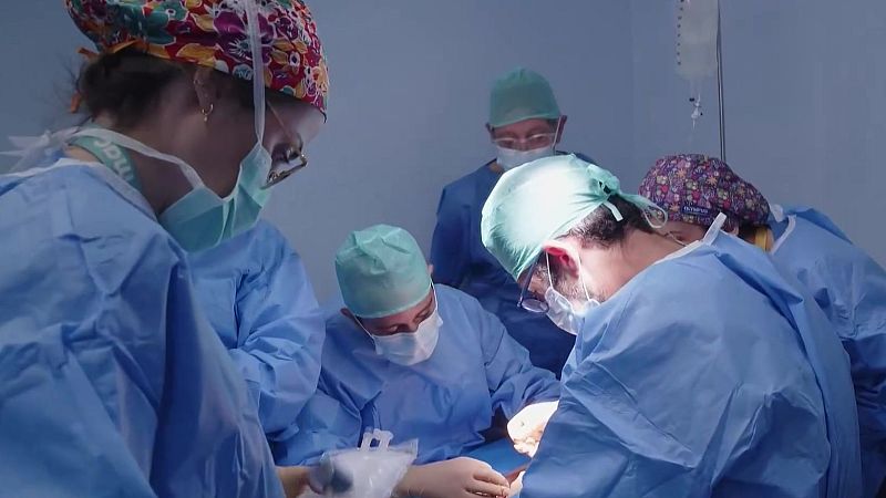 Historias y transplantes de riñón con cirugía robótica - Noticias Andalucía | Ver