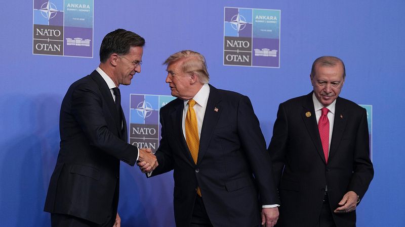 Trump carga contra casi todos en la cumbre de la OTAN | Ver ahora
