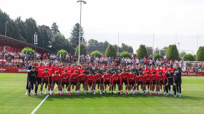 Panorama Regional - El nuevo Sporting de Larcamón comienza la pretemporada