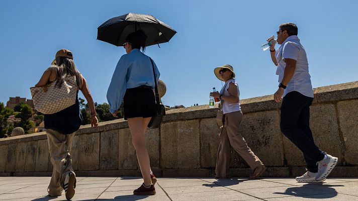 Telediario 1 - El calor afecta más en zonas de renta baja