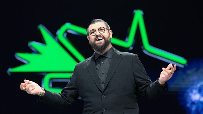 El perro andaluz by Manu Sánchez - Manu Sánchez ironiza con humor sobre Donald Trump y su relación con España