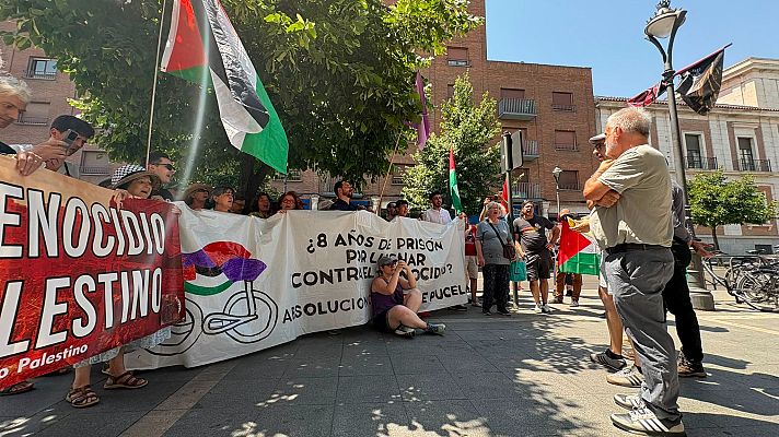 Noticias de Castilla y León - Los activistas propalestina detenidos en la Vuelta en Valladolid, irán a juicio el 10 de noviembre