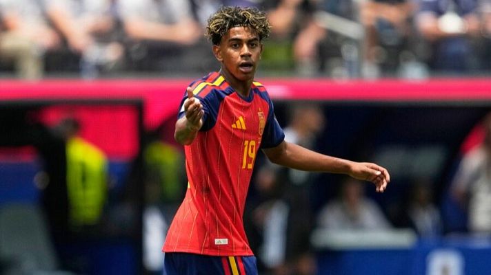 Ocasión de Lamine Yamal en el minuto 39 del España - Bélgica (1-0) | Mundial 2026 | Ver vídeo