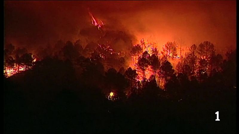 El pitjor incendi de Catalunya: 21 morts a Lloret el 1979 - L'Informatiu | Ver