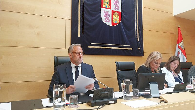La Junta presenta sus políticas de migración - Ver ahora