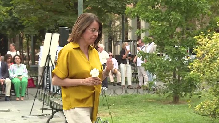 Noticias Aragón - Zaragoza recuerda a Miguel Ángel Blanco 29 años después de su asesinato a manos de ETA
