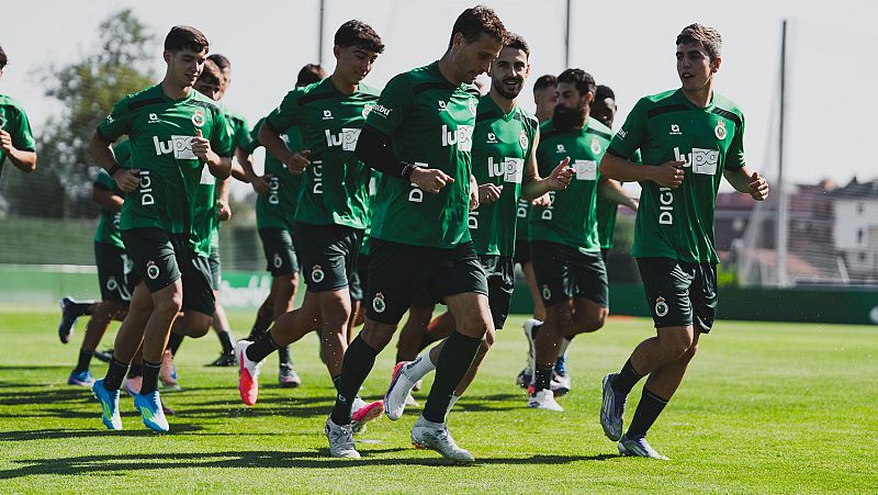 El Racing vuelve al trabajo con Canales como protagonista - TeleCantabria | Ver
