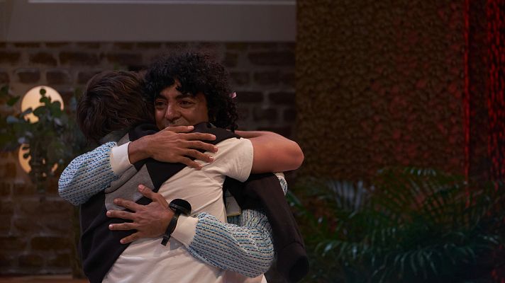 Maestros de la costura Celebrity - Jazz Vilá se convierte en el cuarto expulsado de Maestros de la Costura Celebrity 2