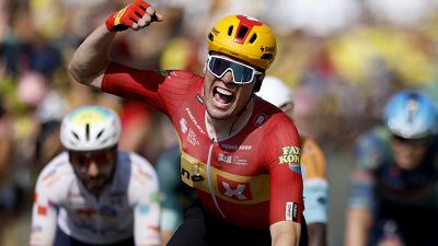 Waerenskjold vuela en el sprint de Nevers en la etapa m�s r�pida de la historia de la 'Grande boucle'