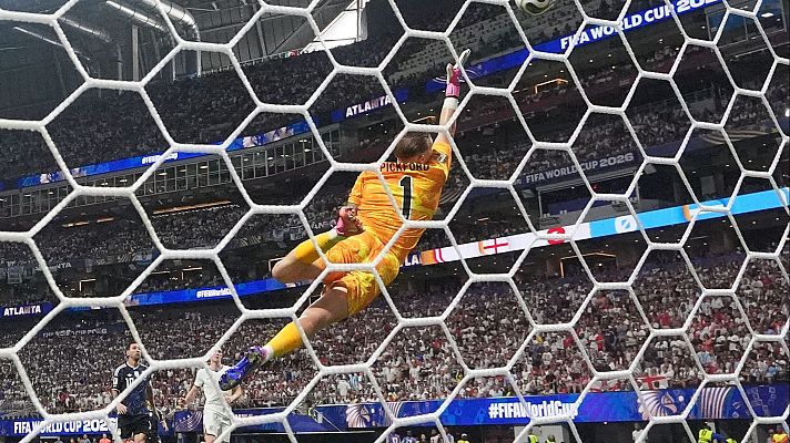Ocasión de Enzo Fernández en el minuto 37 del Inglaterra - Argentina (0-0) | Mundial 2026 | Ver vídeo