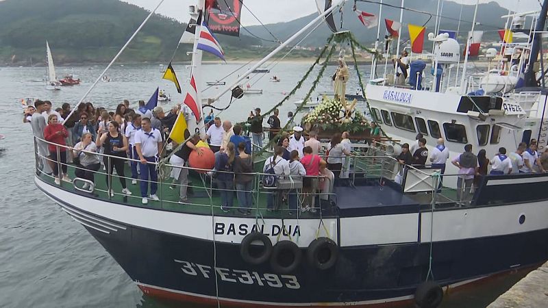 No día do Carme achegámonos á procesión marítima de Cariño, na Coruña